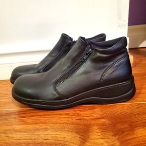 Mellow Walk Women's Safety Shoes Work Boots